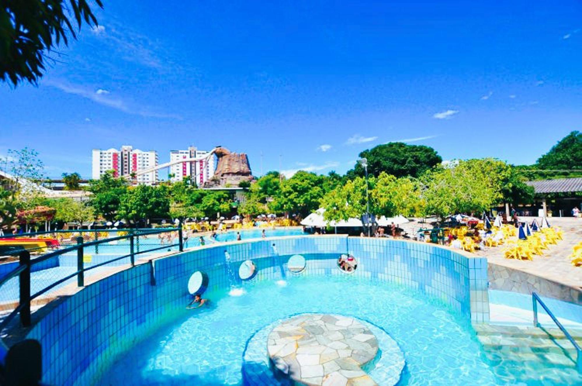 קאלדס נובאס Piazza Diroma - Cortesia Park Diroma, Splash E Slide מראה חיצוני תמונה